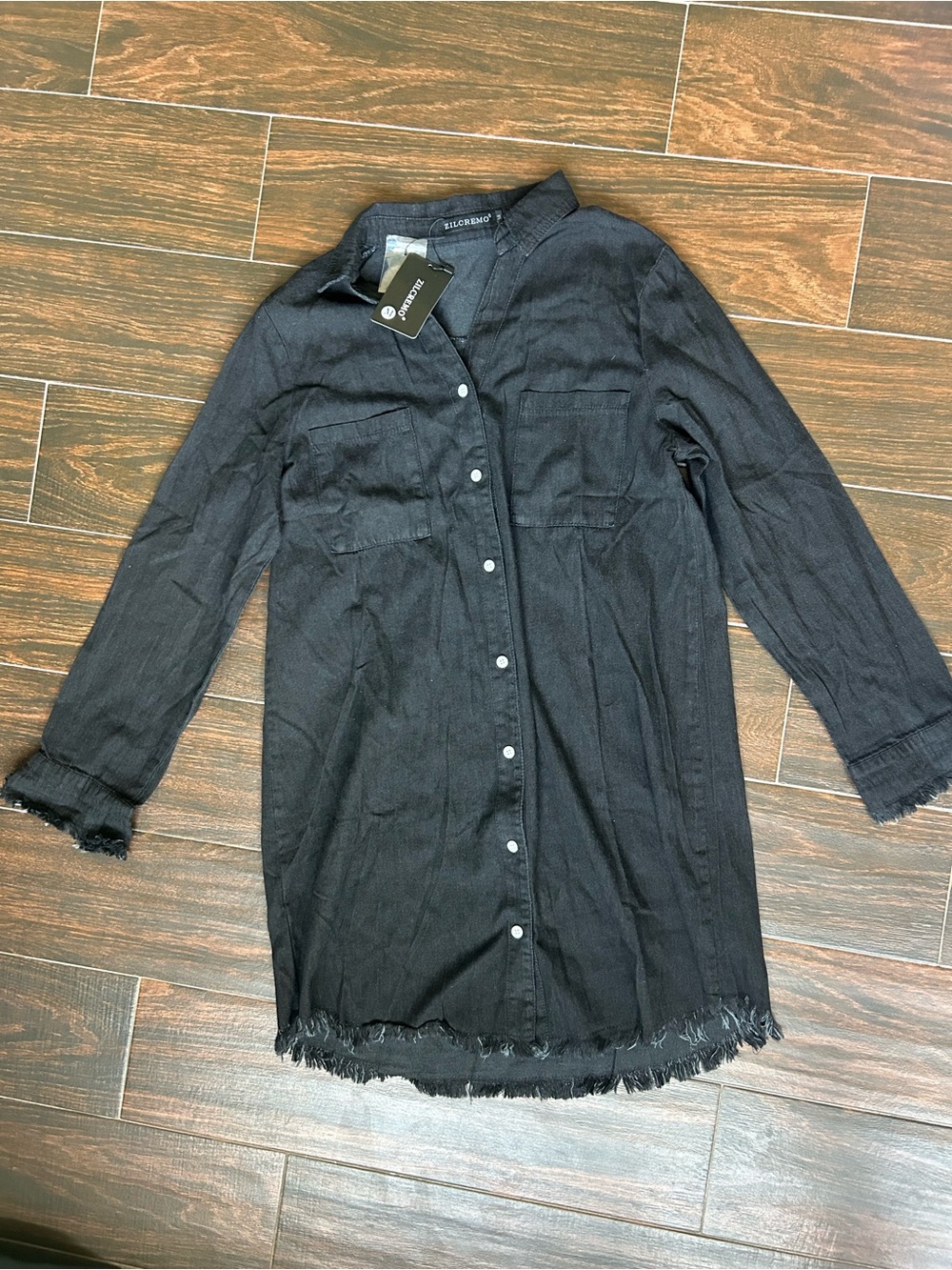 NWT Zilcremo Black Chambray Long Sleeve Button Down Dress With Raw Edge Size M